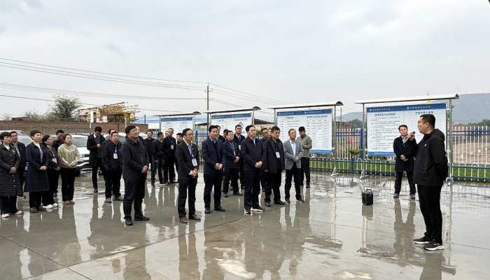 臨洮縣委副書記李清元、縣政協(xié)主席黎輝一行調(diào)研臨洮國家現(xiàn)代農(nóng)業(yè)產(chǎn)業(yè)園智慧農(nóng)業(yè)示范園建設(shè)項目