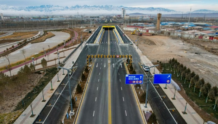 酒泉市肅州區(qū)飛天南路市政管網建設工程順利完工并全線通車
